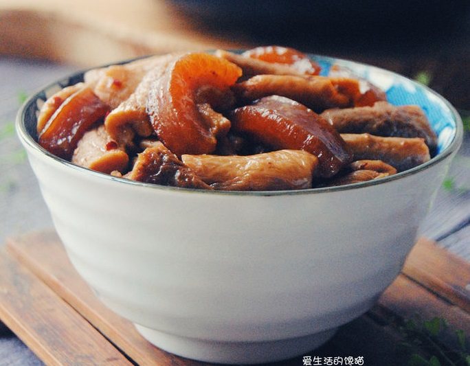 白菜炖油渣的做法,炖油渣的正宗做法