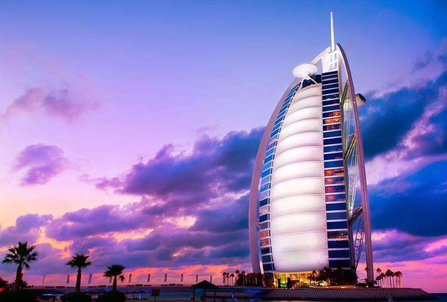 迪拜跟香港哪里的手表便宜,迪拜买什么牌子的手表最划算