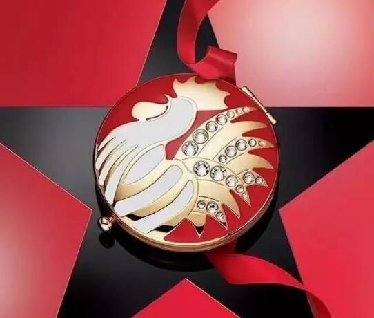 gucci和ysl有什么共同点,gucci狗年限定