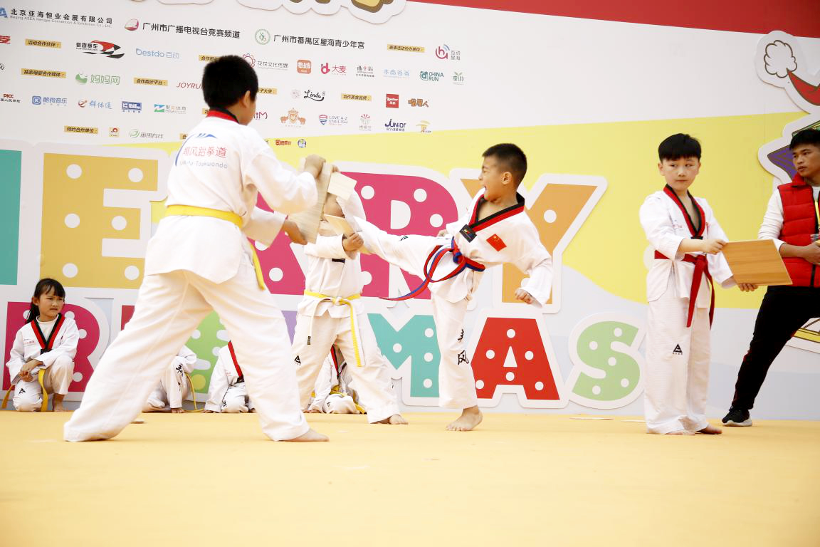 跟加菲猫一起旅行,这个圣诞你在期待什么