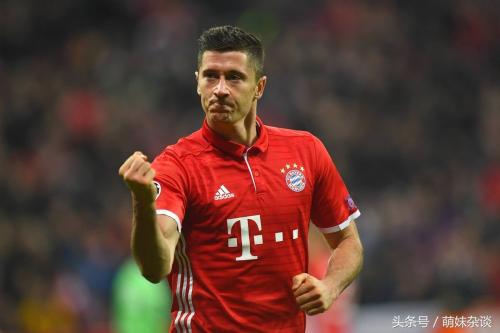 2019年度足坛十大球星3人c罗前三,c罗哪些数据比梅西强