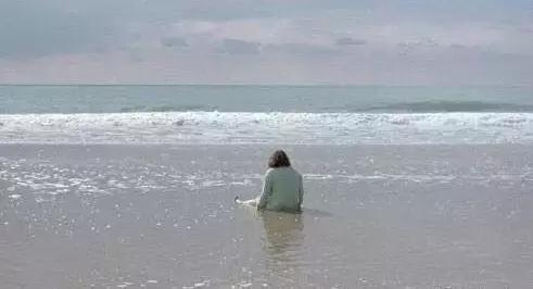 过敏长的痘痘一般多久才消失,反复长痘一长一个痘印