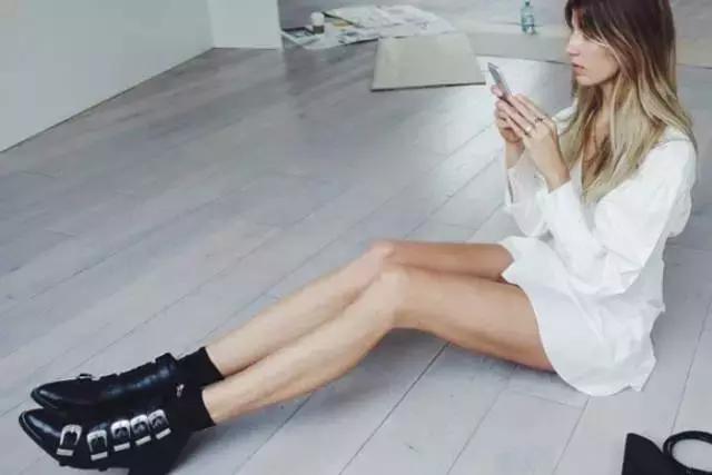 适合小姑娘的靴子20到25岁,男士雪地靴加绒加厚保暖防寒靴子