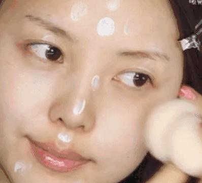 美妆蛋吃粉不,美妆蛋吃粉厉害是怎么回事