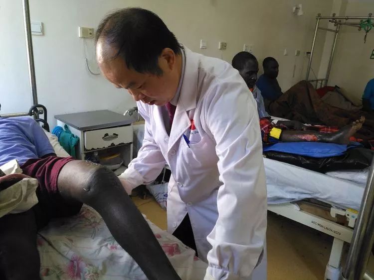 南阳中心医院裴飞舟医生,南阳中心医院裴飞舟