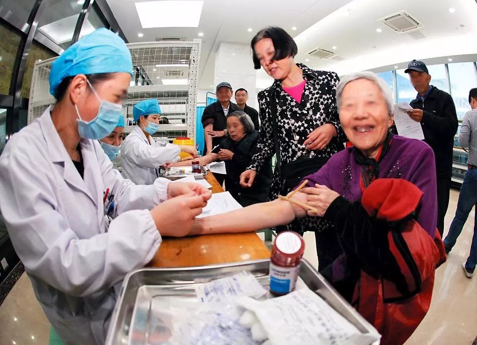 今天起，这些东西统统免费！湖北人又能省一大笔钱了！