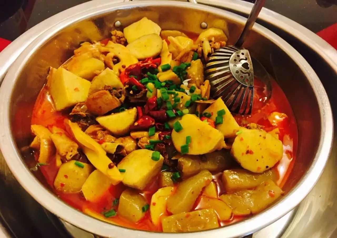 好吃丨一抿就化！成都10家超美味稀溜耙美食拯救懒癌吃货
