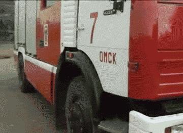 简单说一下灭火器的使用方法,各种灭火器的使用方法及注意事项