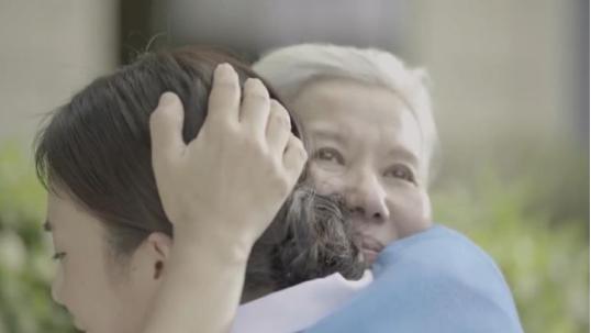 泰国送盲人礼物广告,泰国广告免费送