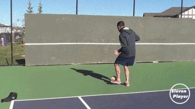 足球训练传球教学视频,足球训练如何独自做好传球训练