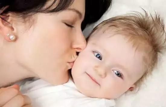 区区一个婴儿奶瓶，居然过百万！贫穷限制了我们的想象力