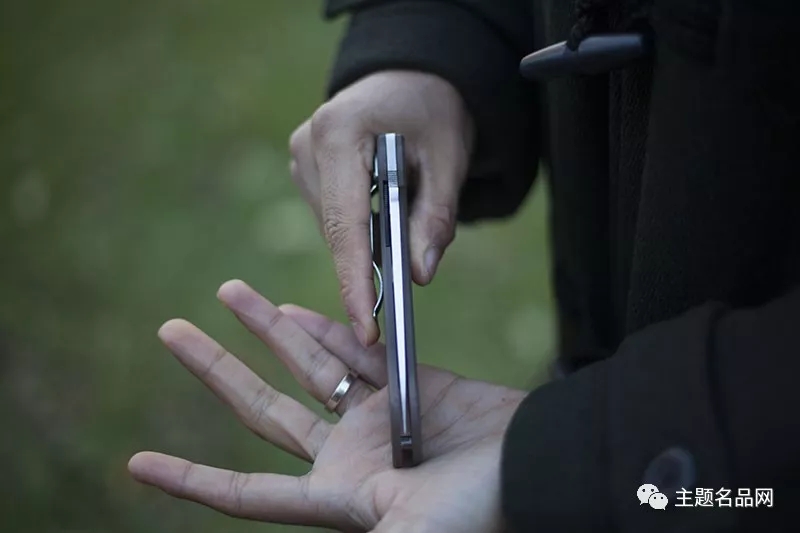 情怀玩家的收藏刀，只有情怀就够？-蜘蛛大M1代测评