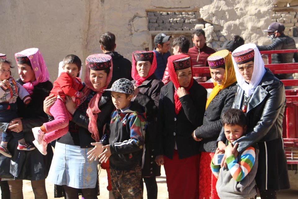 探秘帕米尔高原塔吉克族,帕米尔高原上的塔吉克族族人