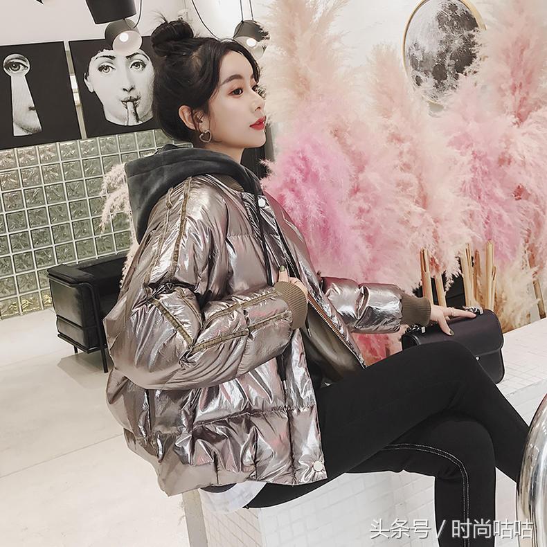 3981轻奢大牌显瘦羽绒服,短装显瘦羽绒服女爆款洋气