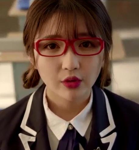 懂小哥小谈《班长大人》