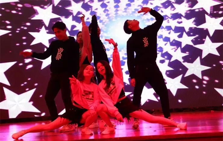 鍚开闆嗗洟骞翠細,鍚开骞翠細