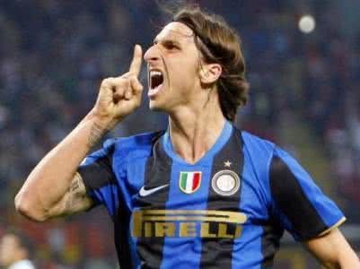 成何体统！某国11届足球先生却从未真正被祖国接受，岂有此理