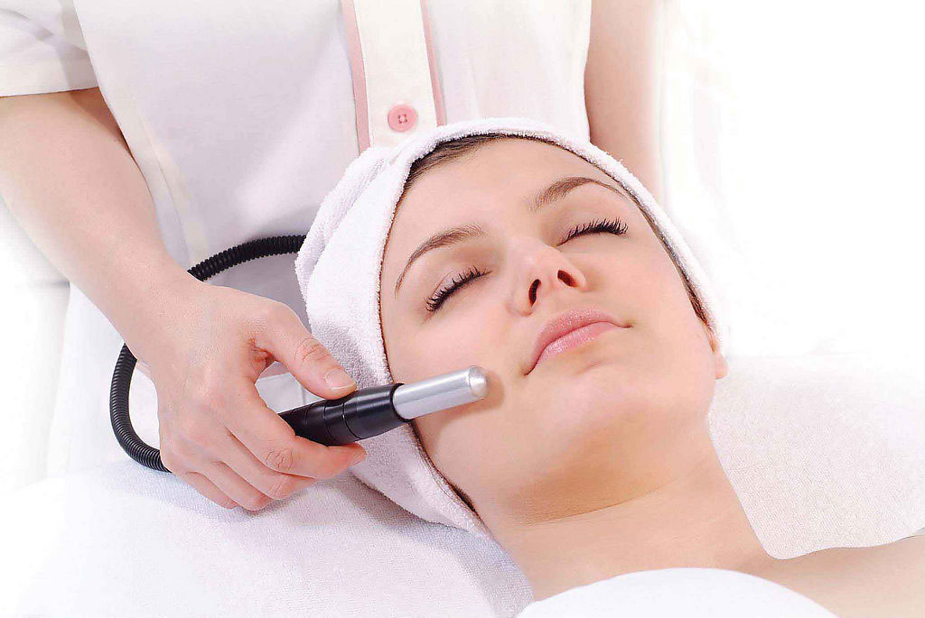 大排灯跟射频美容仪有什么区别,大排灯和射频美容仪可以一起用吗