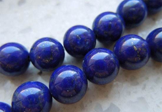 青金石最简单的鉴别方法,最实用的青金石选购技巧果断收藏