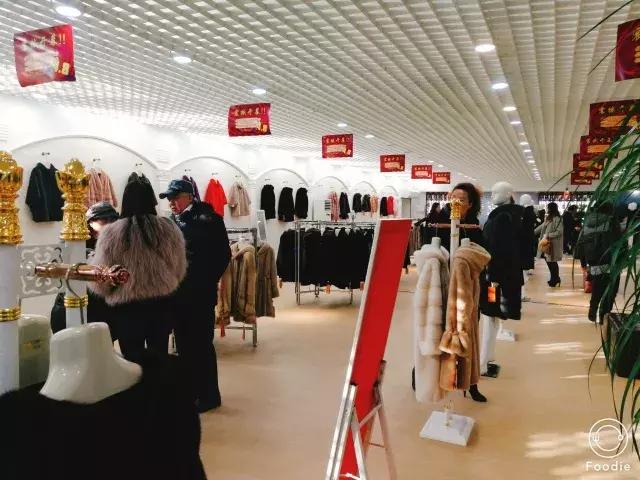 真假皮草的鉴别方法,怎样鉴别皮草的真假