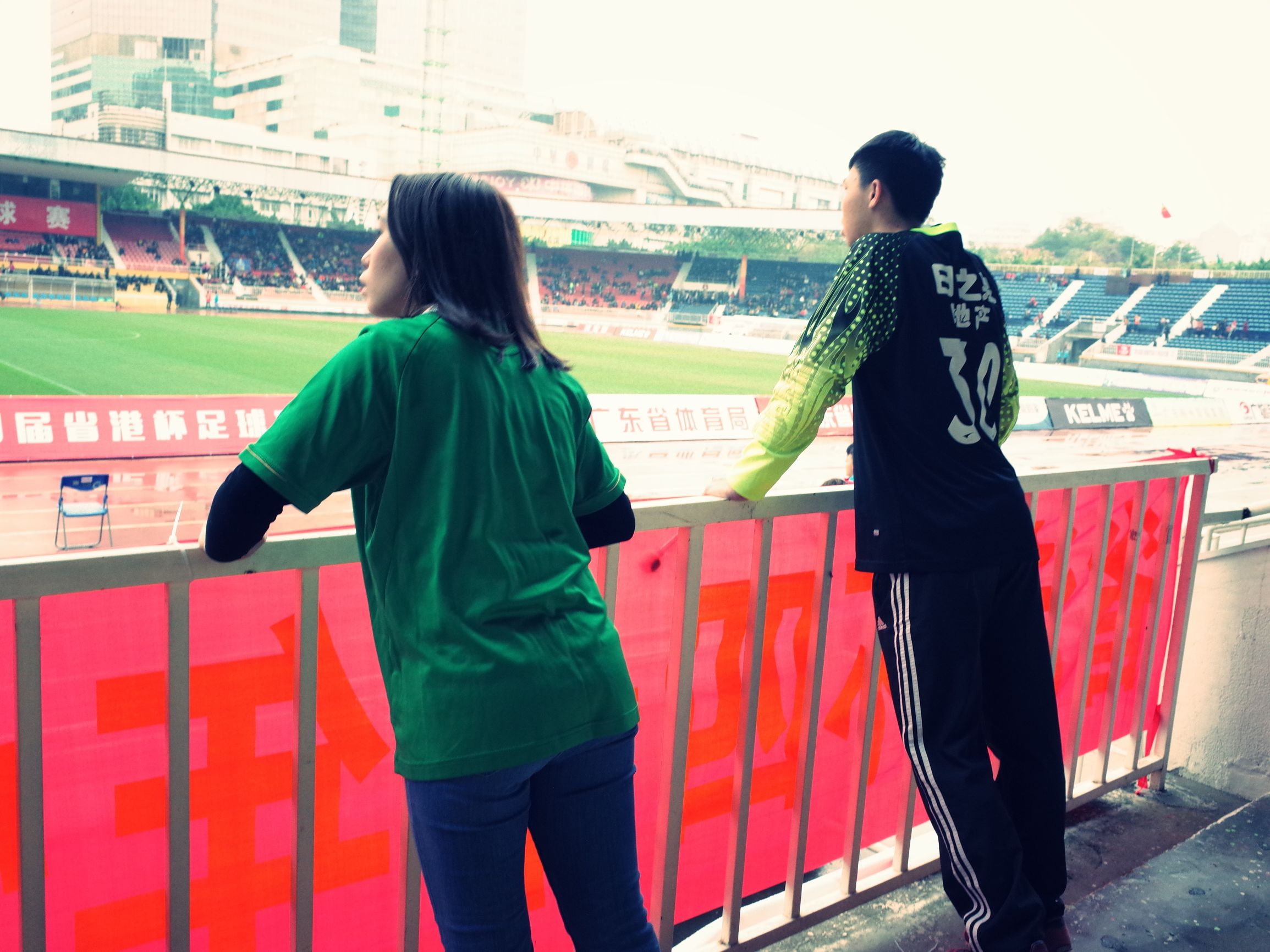 多少人痛饮这份悲凉中国足球俱乐部的更新换代我们只能接受!