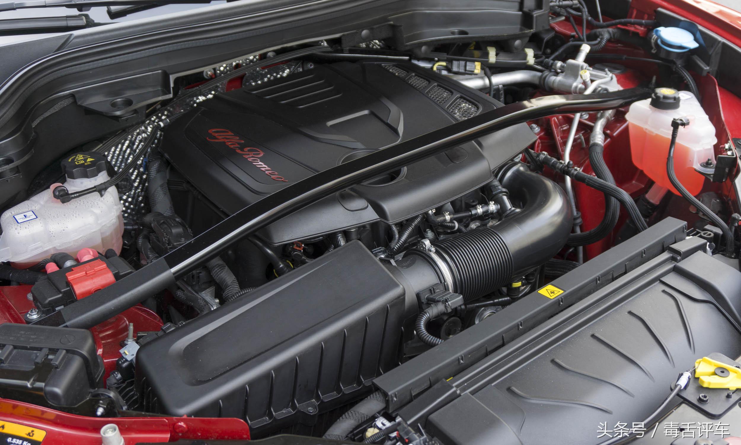 阿尔法罗密欧车stelvio品质,阿尔法罗密欧stelvio提车仪式