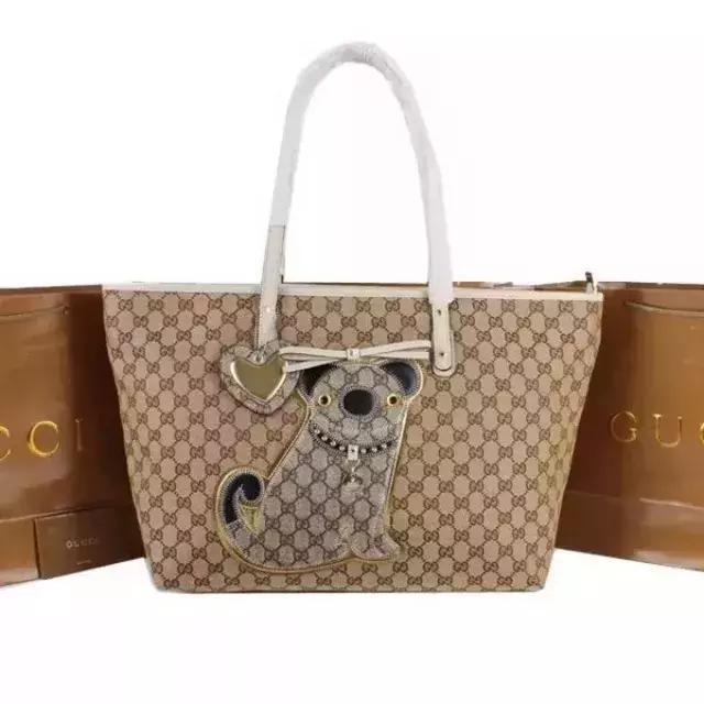 各大奢华品牌狗年限定,国外大牌狗年限量版