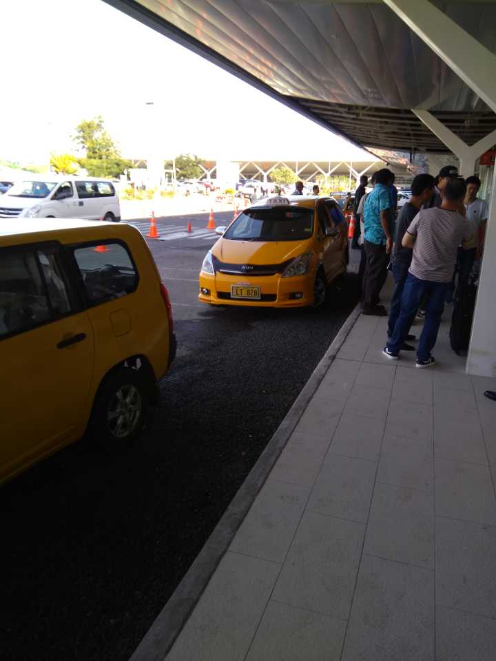 汤加和斐济哪个国家大,斐济国家主产什么