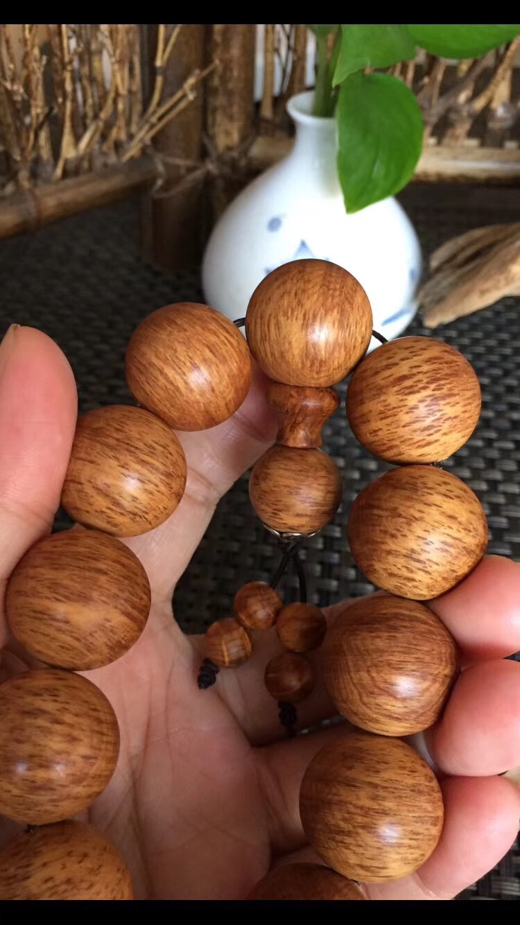 太行崖柏手串透光,太行崖柏手串哪个纹理最好