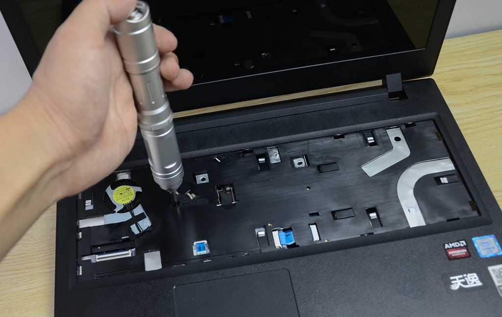 自己动手给笔记本升级固态硬盘,分享经验笔记本升级ssd的三大方案