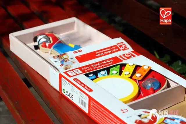 试玩|Hape*合六**一酷炫吉他,给宝宝多彩的音乐启蒙