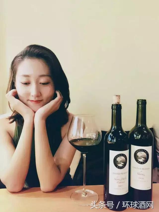 大济南厉害了！璐和PiG one将现场展示不一样的劈腿方式