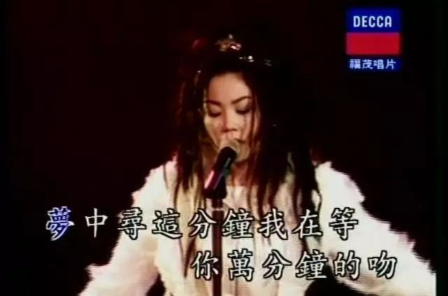 小红莓乐队主唱去世经典曲目回顾,小红莓去世的主唱