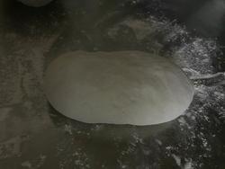 正宗葱油千层饼的详细做法,简单好吃的葱油发面饼