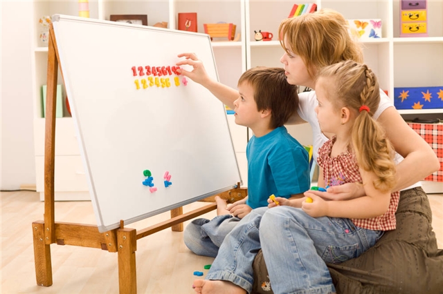 教给孩子这10首安全儿歌远离危险,宝宝巴士儿歌0到3岁100首怎么讲