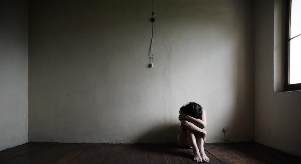 急诊科医生喝百草枯女孩已死,喝下剧毒百草枯医生全力抢救