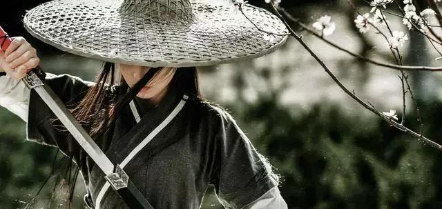 玩越野车的女人四川人,女人玩越野