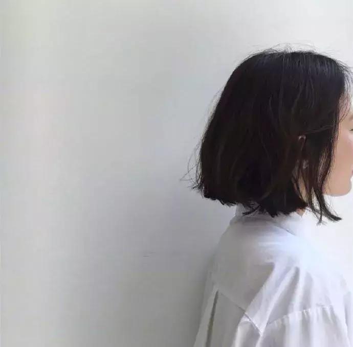 短发剪完不好看咋办,剪了不好看的短发怎么办