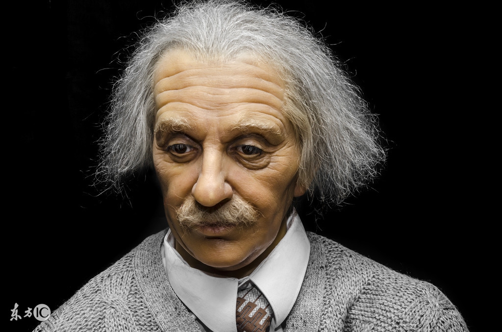 爱因斯坦被偷大脑全过程,爱因斯坦盗脑人