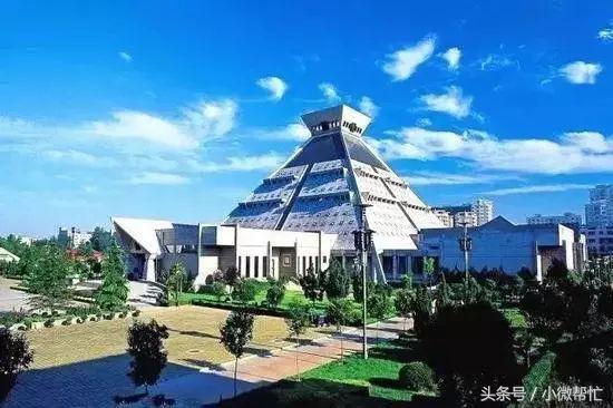 小微帮忙：所有河南人，以后就是“五险二金”了！以下东西免费~