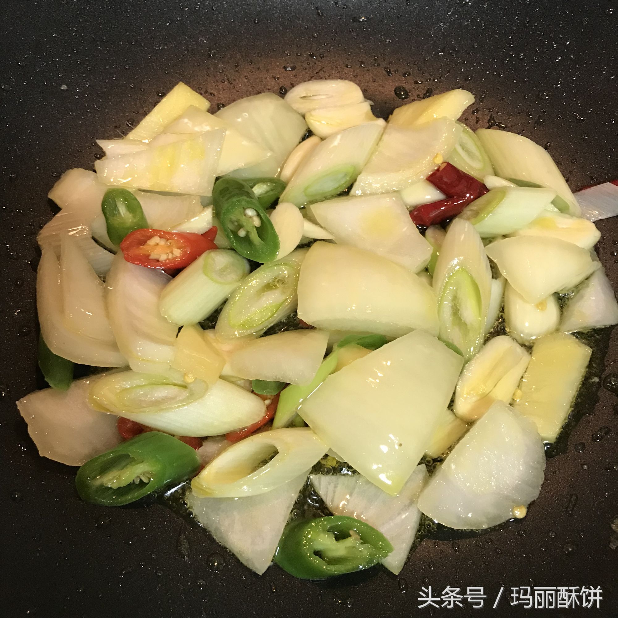 豆腐炖鱼正确做法,豆腐炖鱼怎么炖