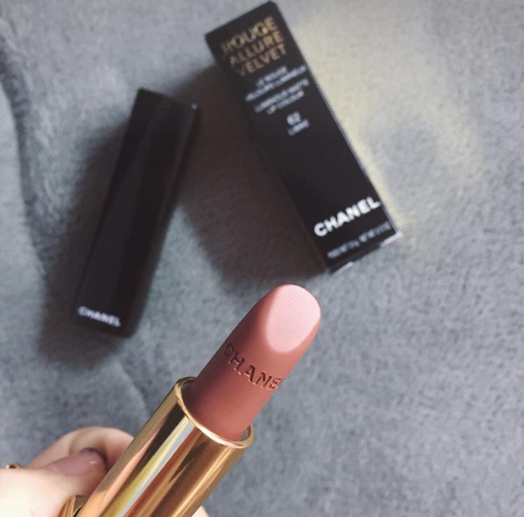 超美的豆沙奶茶色口红合集!香奈儿迪奥阿玛尼经典温柔色唇膏!