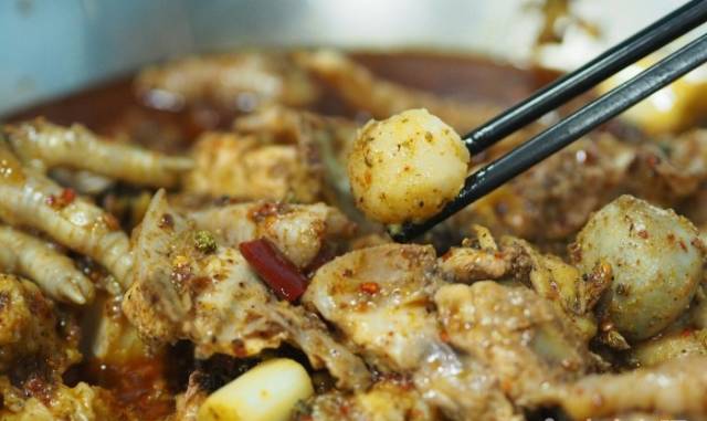 成都绝城芋儿鸡总店,芋儿鸡成都品尝