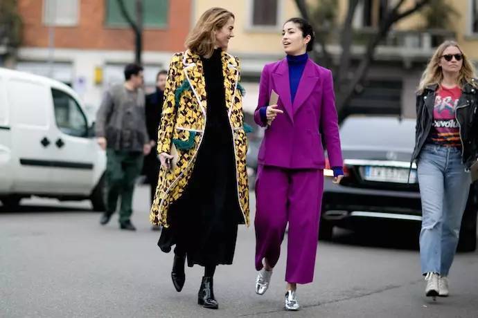 有哪些好看的小黑裙,小众又有设计感夏天必备小黑裙