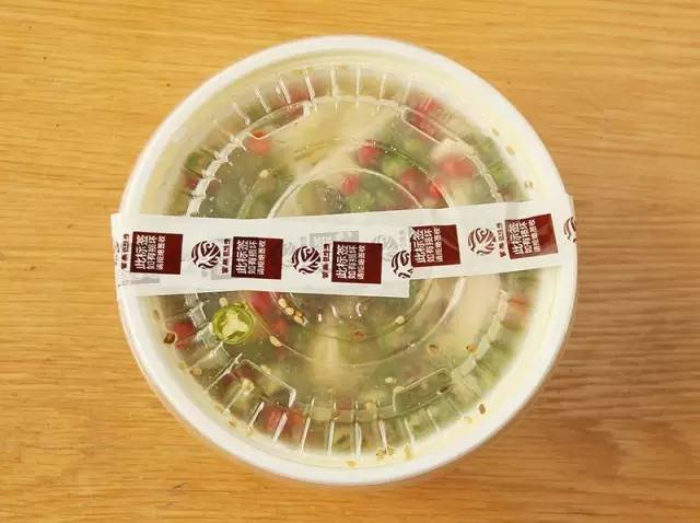 在魔都必须来吃的肥肠烤鱼,在魔都吃饭