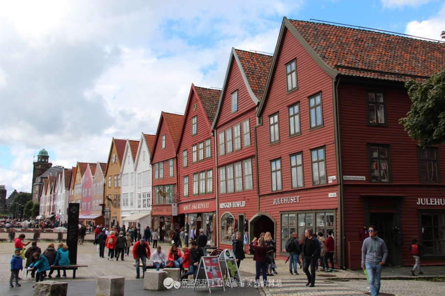 迷失在时光与历史中的卑尔根木屋