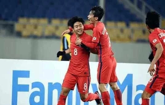 越南足球真的崛起了,越南足球再次让国足汗颜
