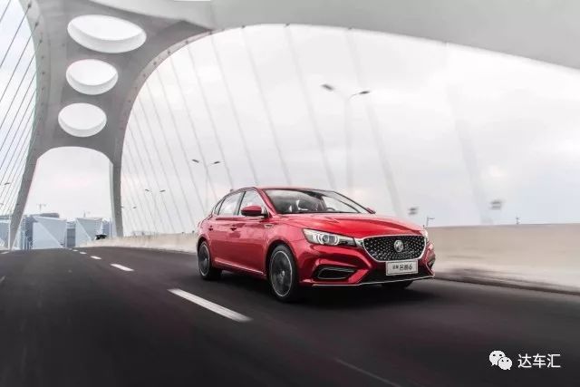 地下车库思域偶遇名爵6,名爵六高速上碰见思域