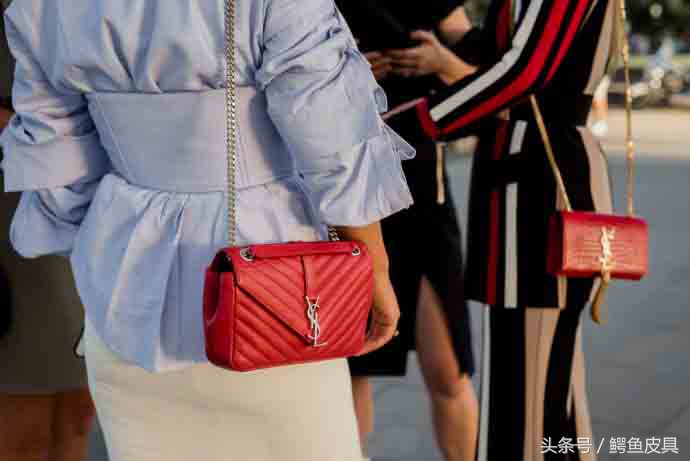 红色过年包包怎么选,今年最火的过新年包包