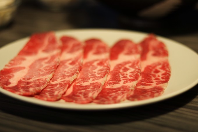 关上灯才意识到是黑夜,关上灯才知道它的魔力